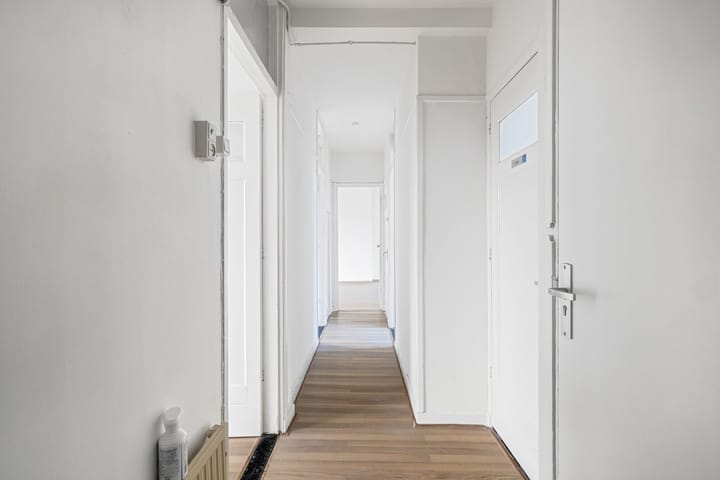 Foto 15 van Cleyburchstraat 52-B02