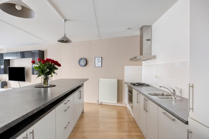 Photo 12 of Jan van der Heijdenstraat 64