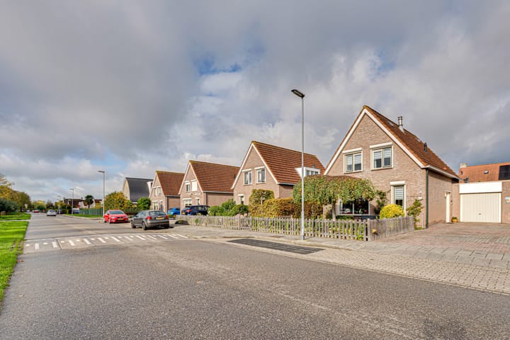 Photo 5 of Oostmolenweg 64