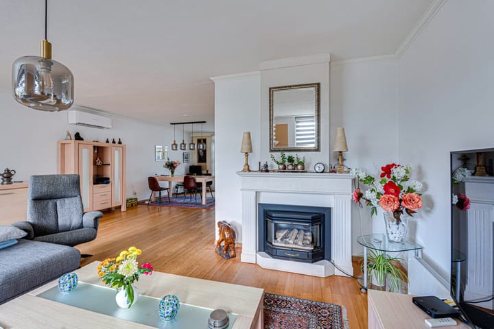 Photo 10 of Oostmolenweg 64