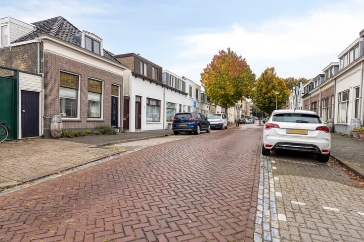 Photo 3 of Oostsingel 59