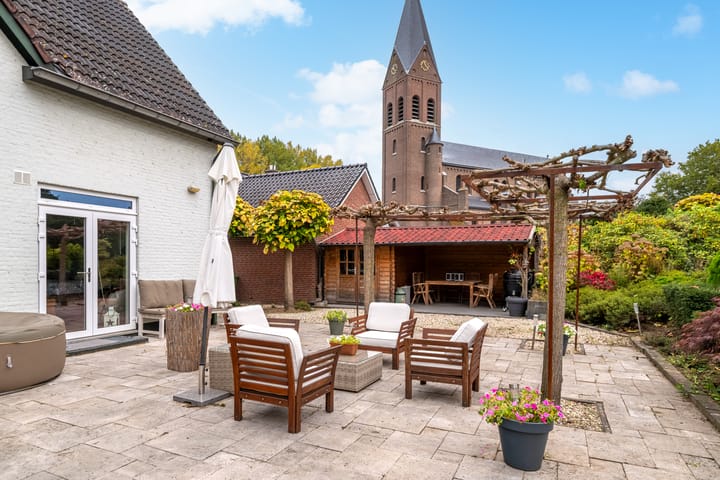 Photo 31 of Sint Martinusstraat 3