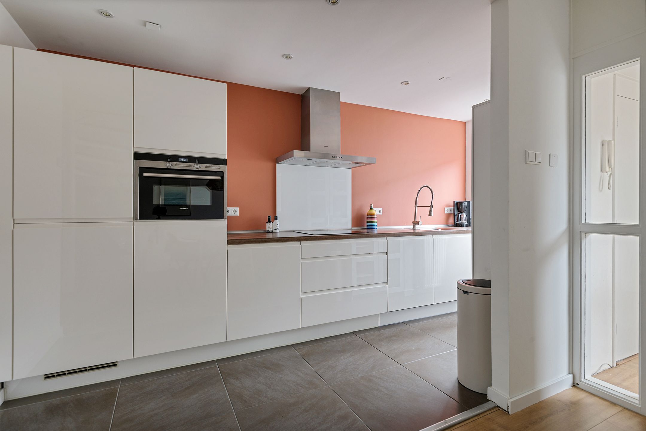 Photo 18 of Marktplein 62