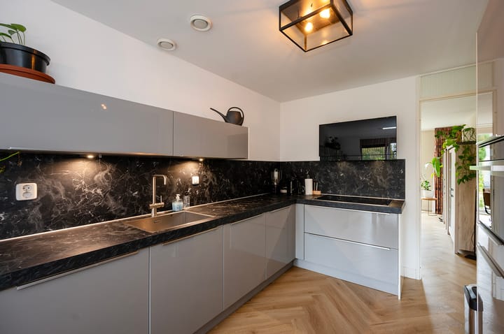 Photo 16 of Mandarijnstraat 55