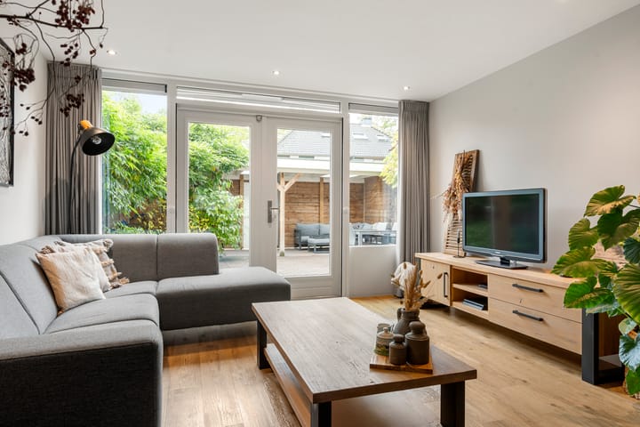 Photo 6 of Van Rijnesteinlaan 13