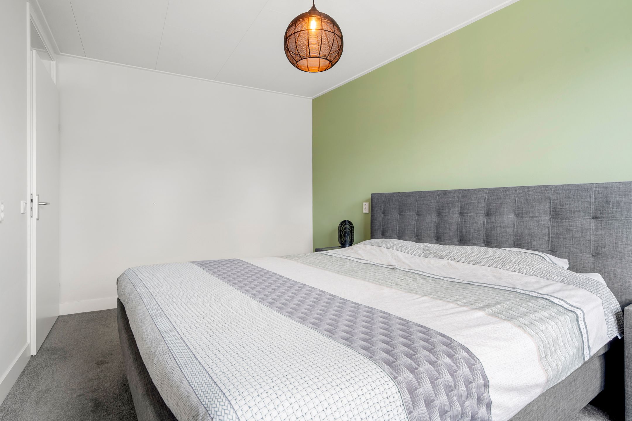 Photo 18 of Van Rijnesteinlaan 13