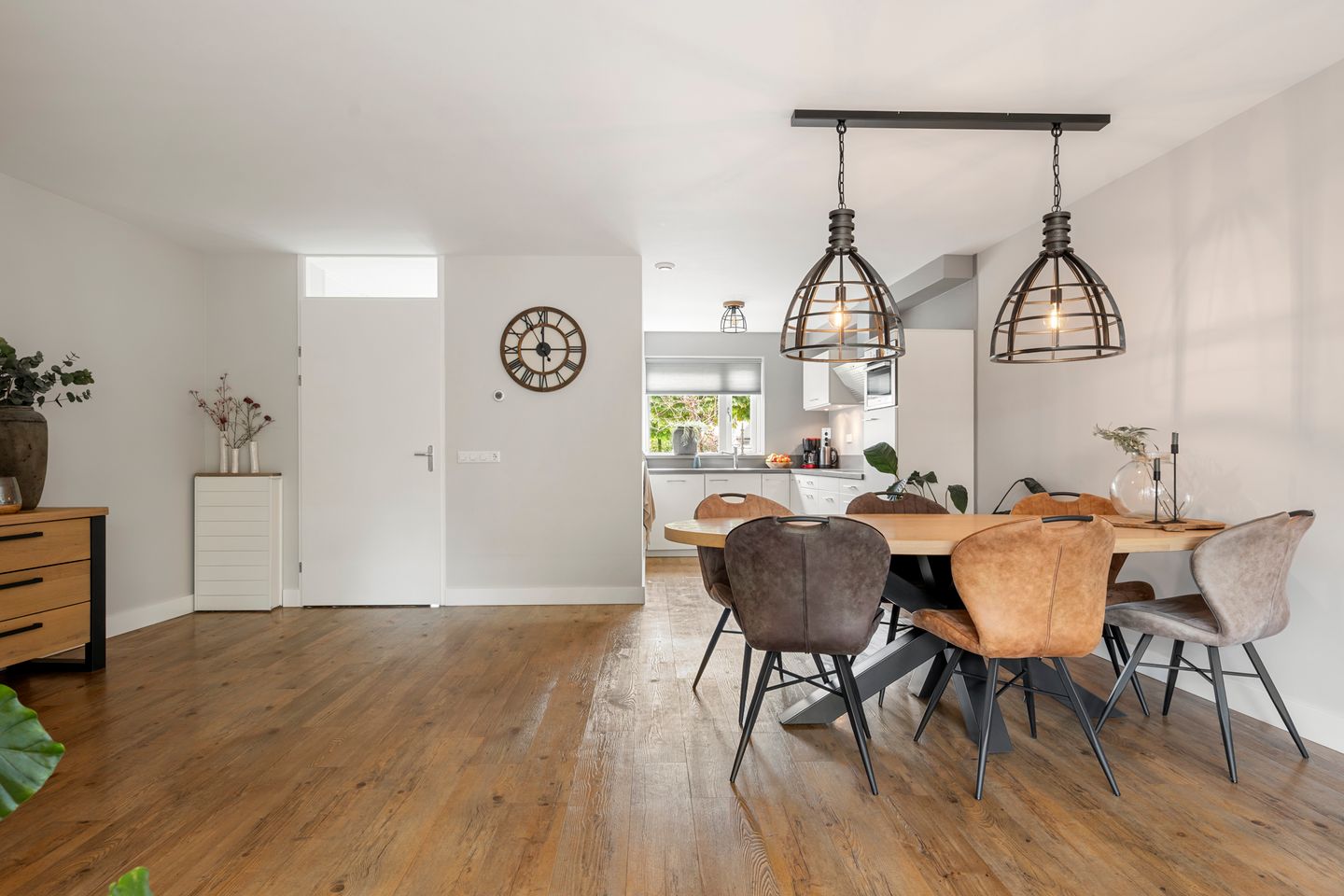 Photo 10 of Van Rijnesteinlaan 13