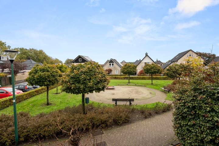 Photo 22 of Van Rijnesteinlaan 13