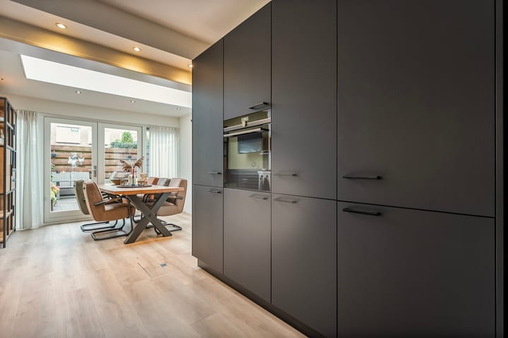 Foto 10 van Venkellaan 20