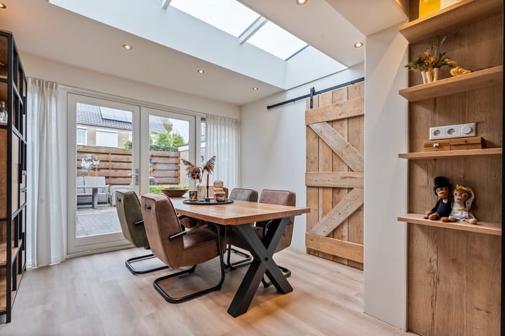 Foto 11 van Venkellaan 20