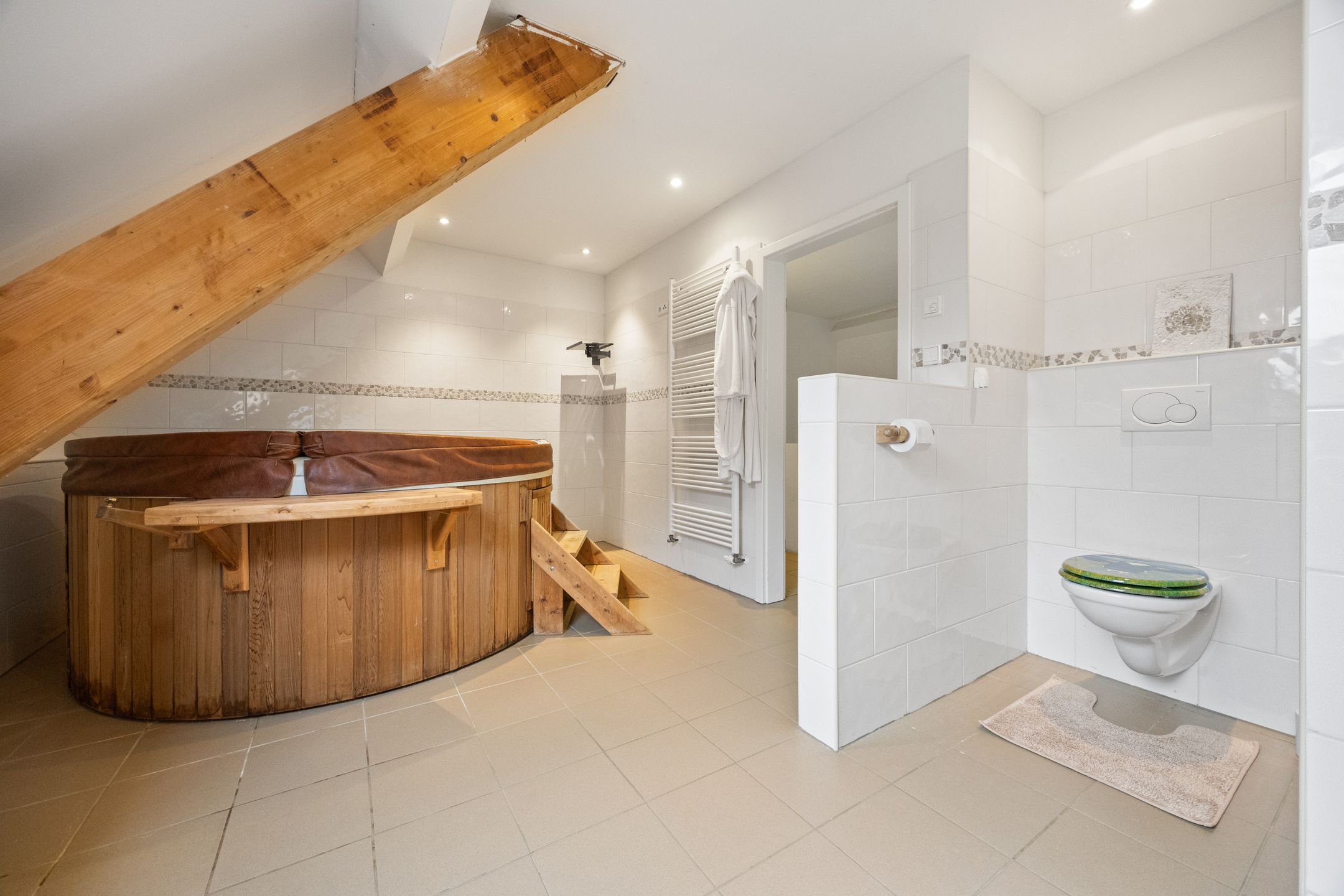 Foto 33 van Grafwegenerstrasse 16