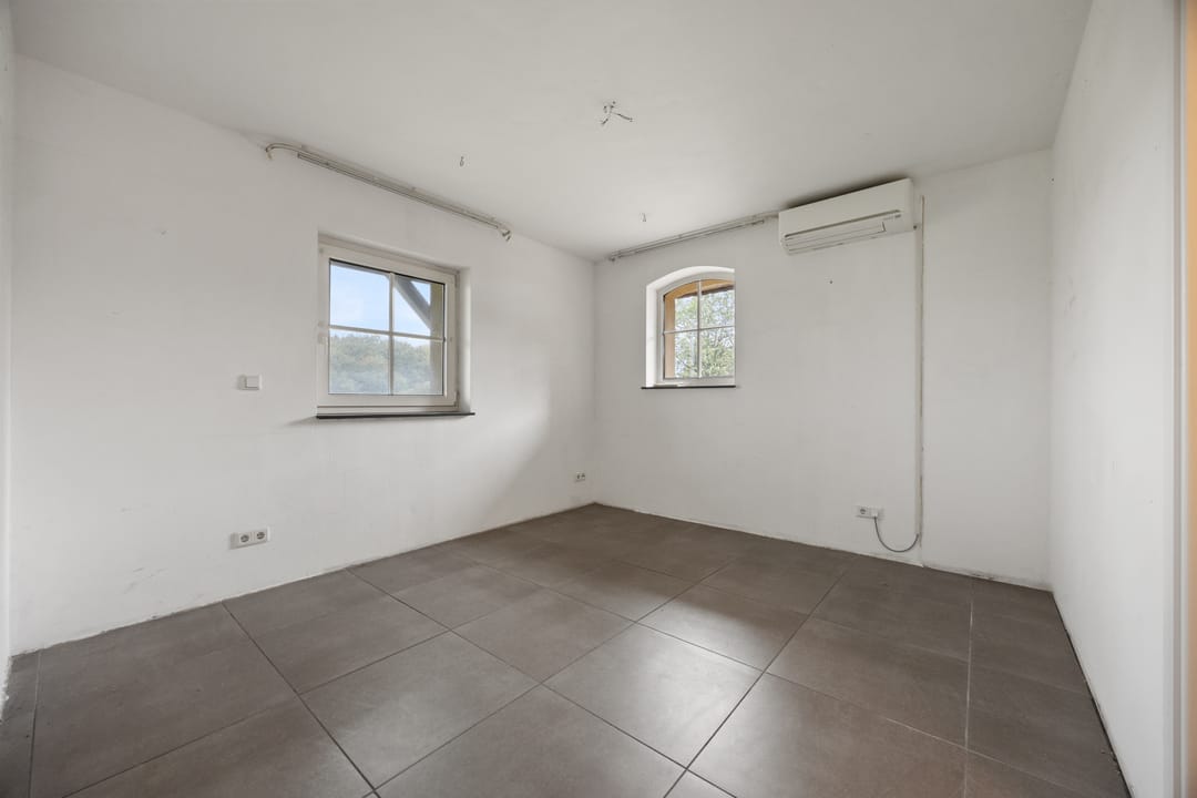 Foto 41 van Grafwegenerstrasse 16