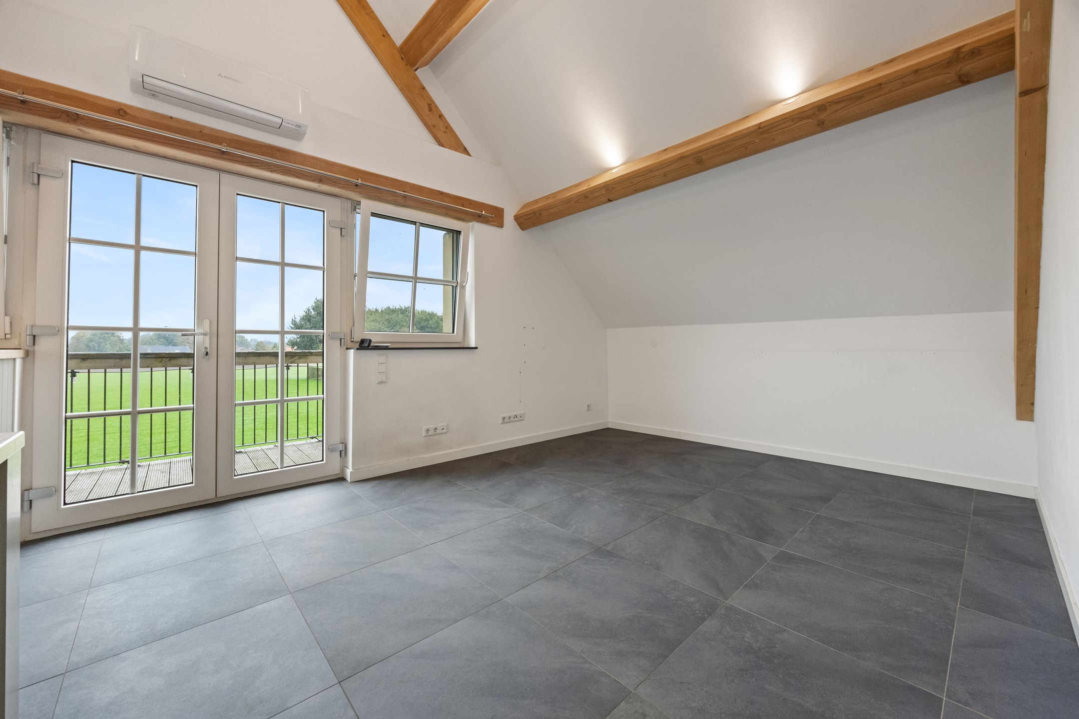 Foto 57 van Grafwegenerstrasse 16