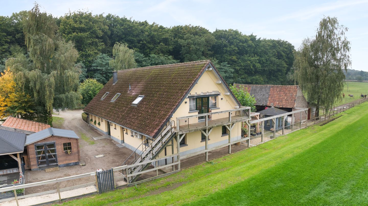 Foto 95 van Grafwegenerstrasse 16