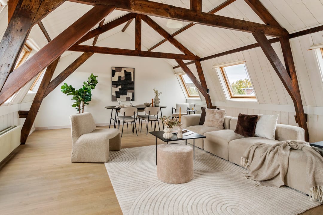 Photo 2 of Riouwstraat 1