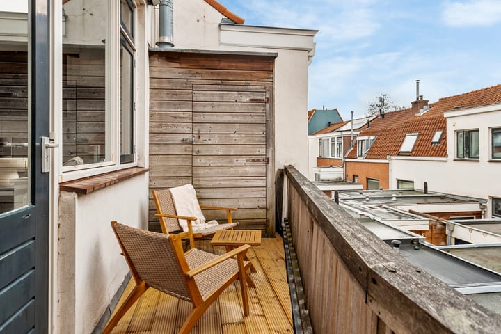 Foto 4 van Riouwstraat 1