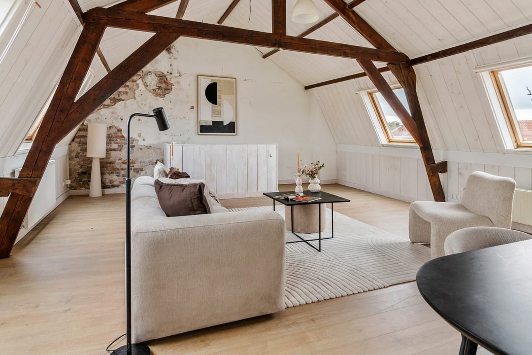 Photo 11 of Riouwstraat 1