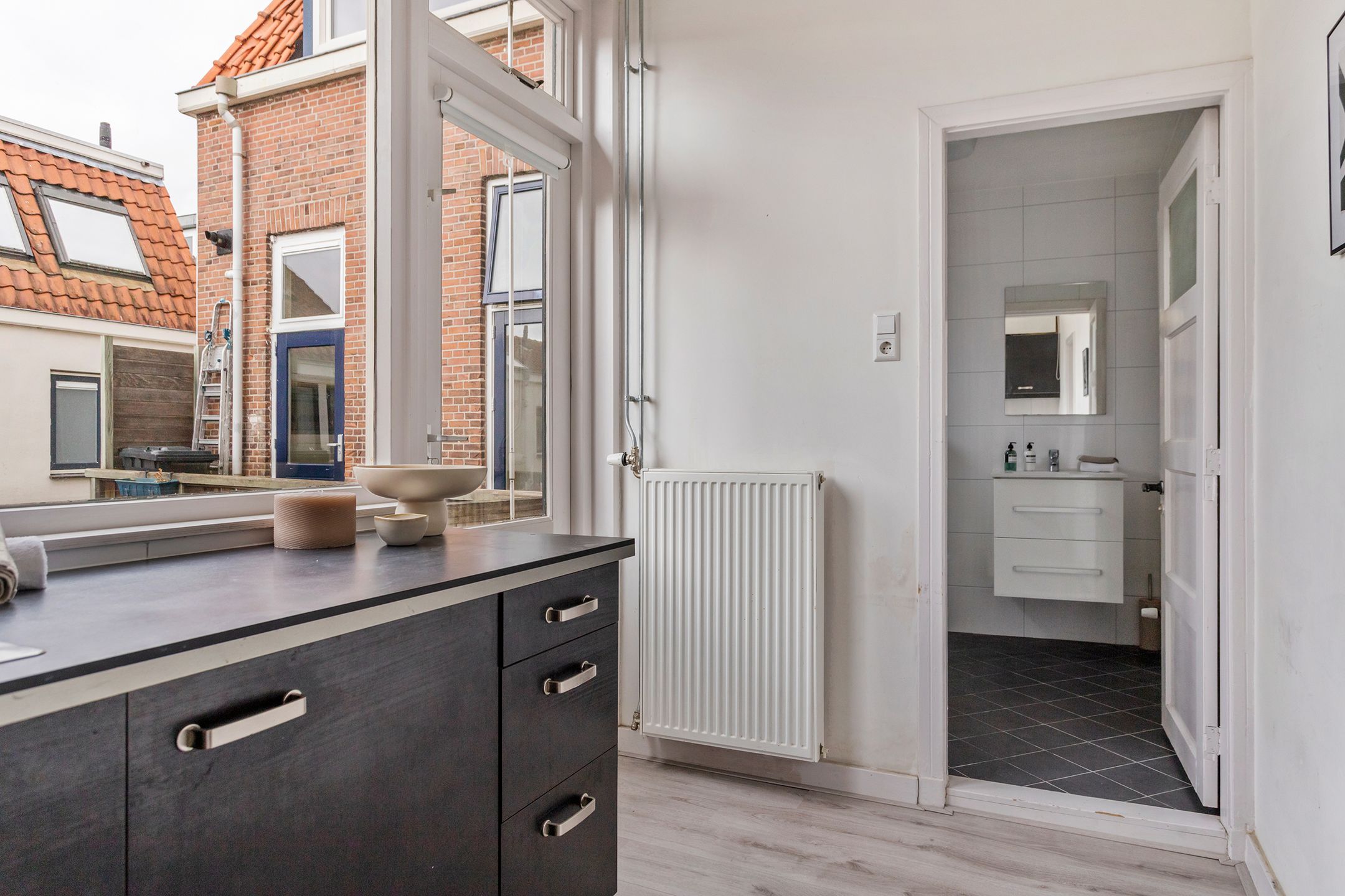 Photo 15 of Riouwstraat 1