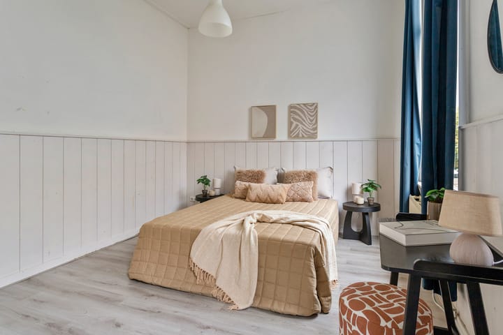 Photo 18 of Riouwstraat 1