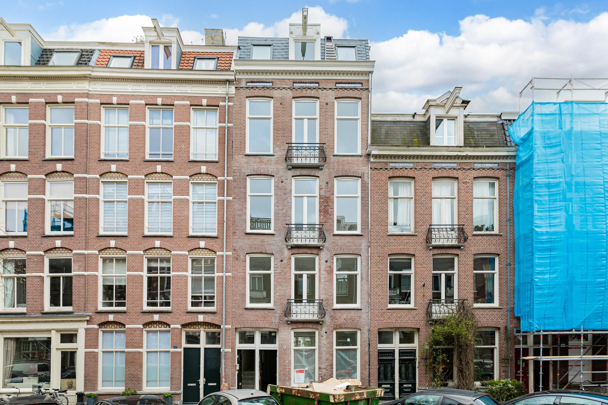 Photo 36 of Eerste Helmersstraat 215-E