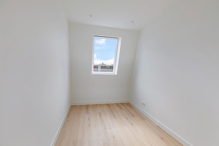 Foto 21 van Eerste Helmersstraat 215-E