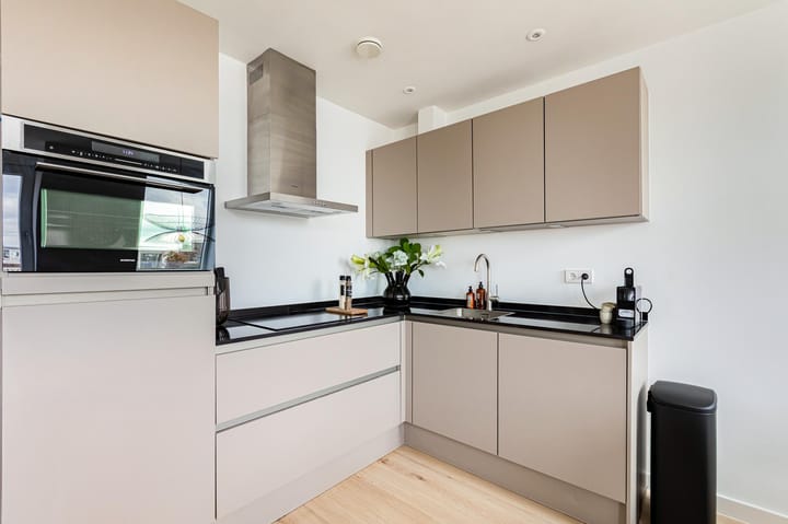 Foto 9 van Eerste Helmersstraat 215-E