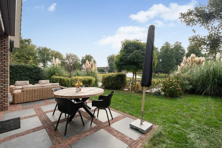 Photo 3 of Voorweg 113-K