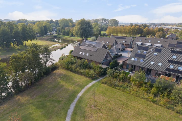 Photo 5 of Voorweg 113-K