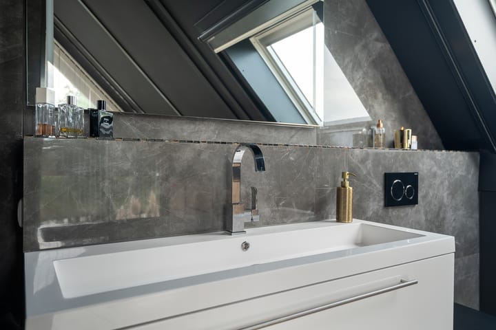 Photo 42 of Voorweg 113-K