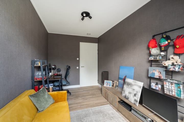 Photo 49 of Voorweg 113-K