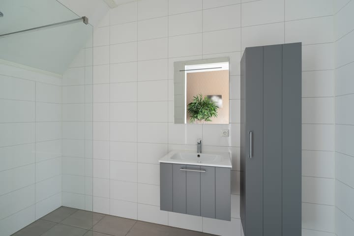 Photo 54 of Voorweg 113-K