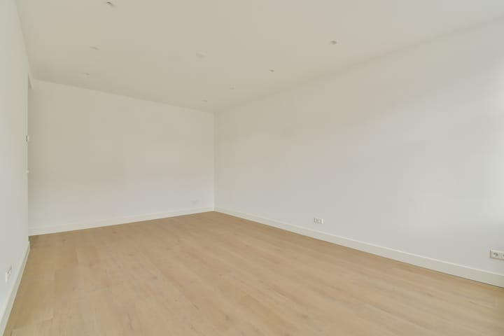 Foto 7 van Witte de Withstraat 136-3