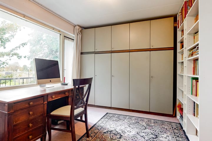 Photo 13 of Bernhardstraat 24