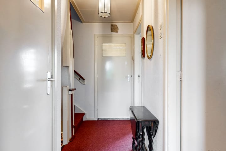 Photo 22 of Bernhardstraat 24