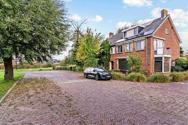 Photo 35 of Bernhardstraat 24