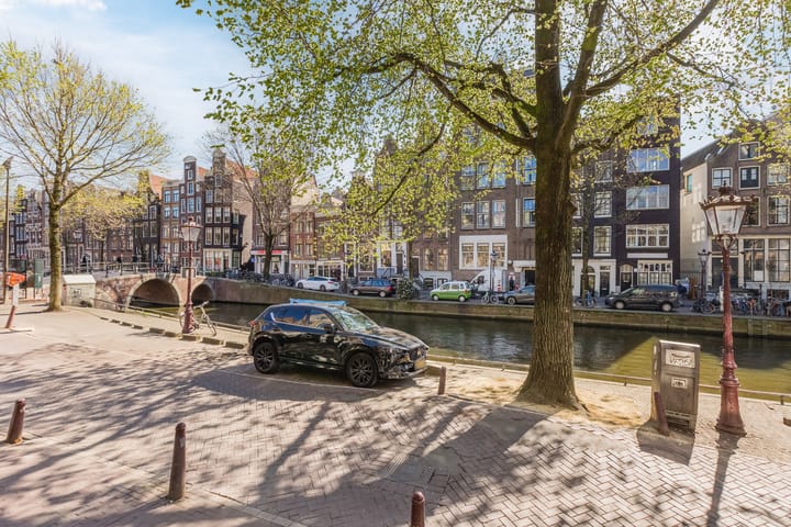 Photo 10 of Oudezijds Voorburgwal 84