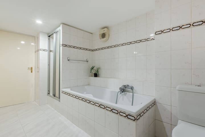 Photo 27 of Oudezijds Voorburgwal 84