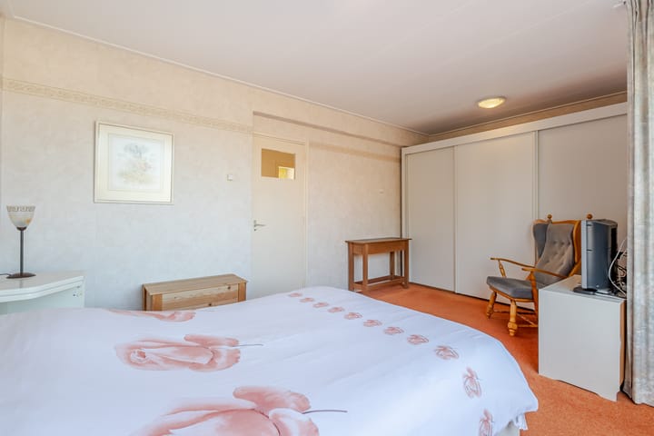 Foto 13 van Maasstraat 15