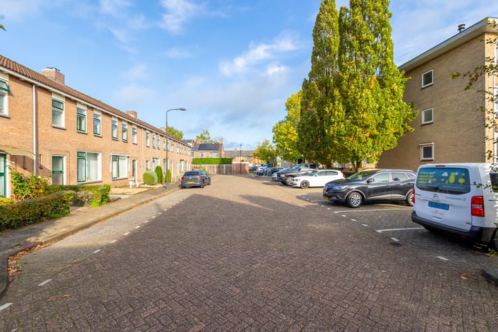 Foto 27 van Maasstraat 15