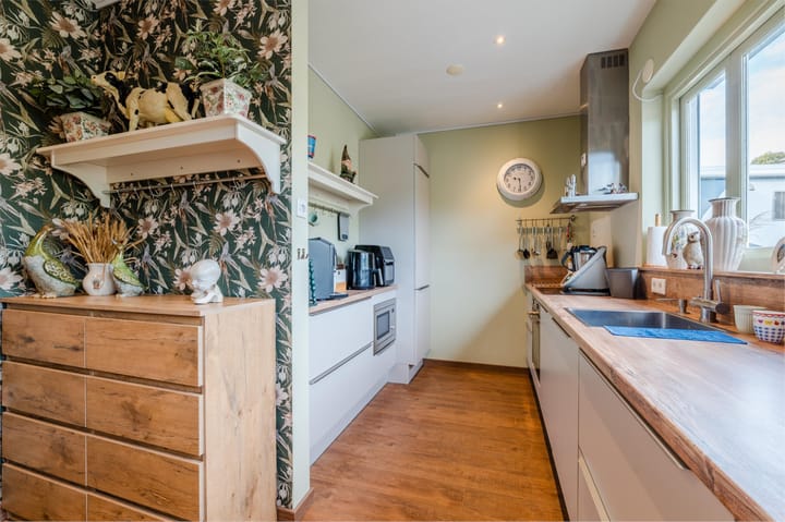 Photo 6 of Gerard van Damstraat 2