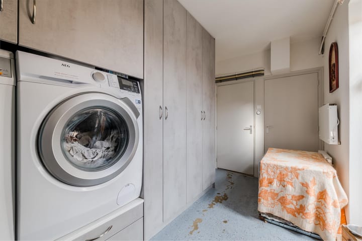 Photo 21 of Gerard van Damstraat 2