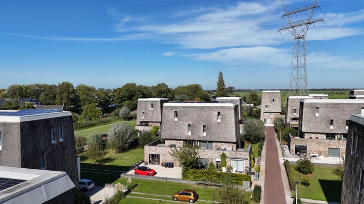 Photo 2 of Voerstraat 8