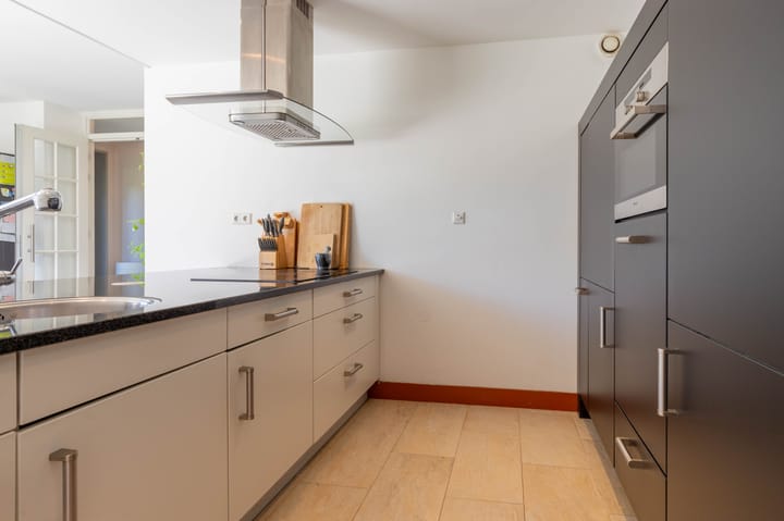 Photo 14 of Voerstraat 8