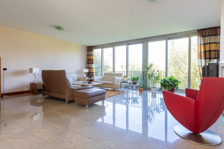 Photo 15 of Voerstraat 8