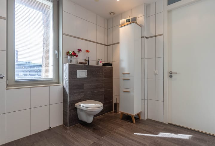 Photo 20 of Voerstraat 8