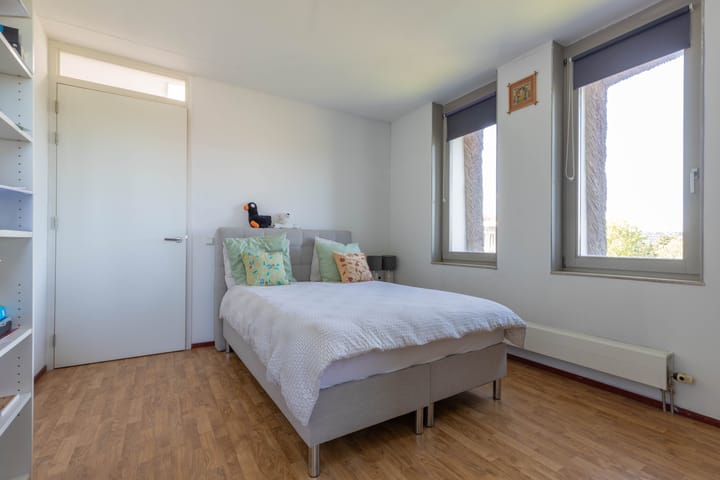 Photo 29 of Voerstraat 8