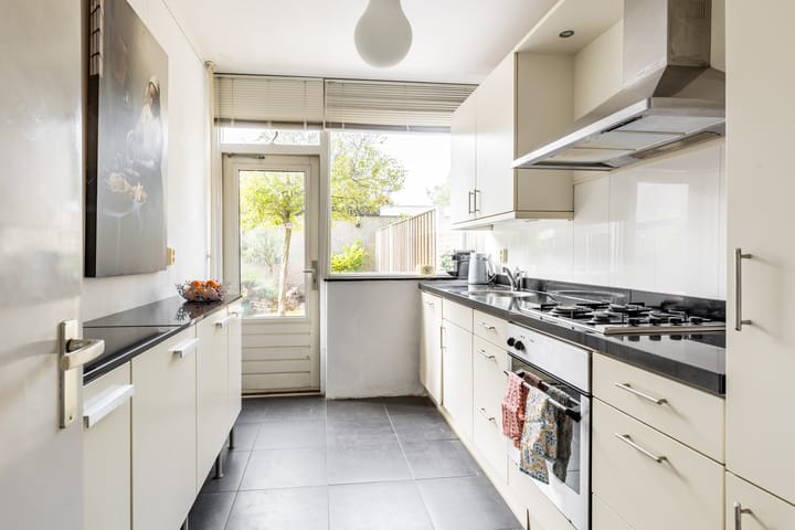 Foto 14 van Rouppe van der Voortlaan 15