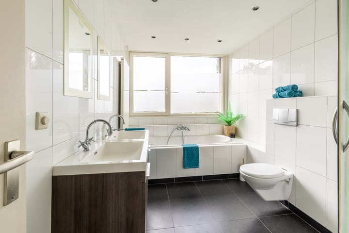 Foto 23 van Rouppe van der Voortlaan 15