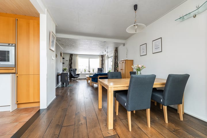 Foto 16 van Reggestraat 14