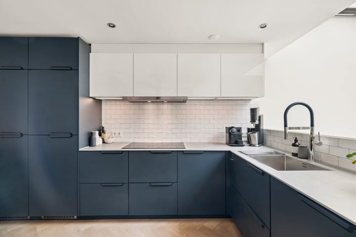 Photo 29 of Van Tuyll van Serooskerkenweg 88-3